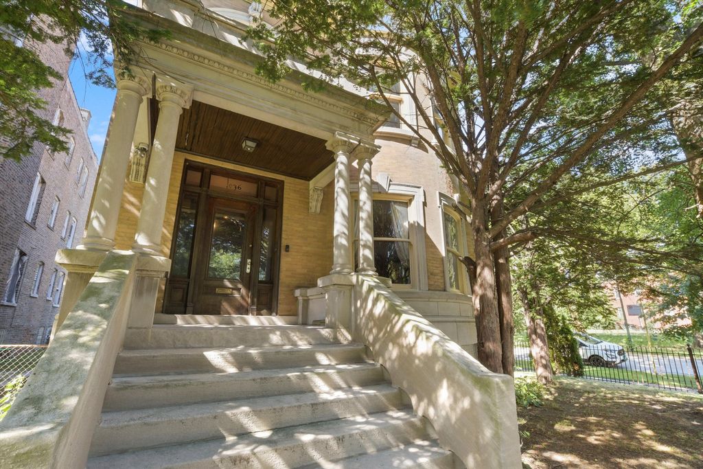 1036 W Garfield Boulevard, Chicago, IL 60609