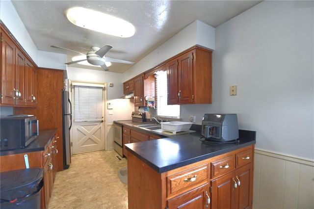 8000 Riverview Avenue, Kansas City, KS 66112