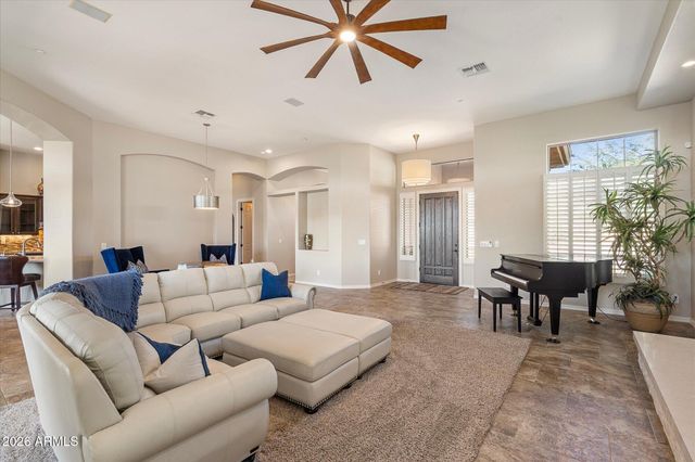 2331 W HAZELHURST Drive, Anthem, AZ 85086