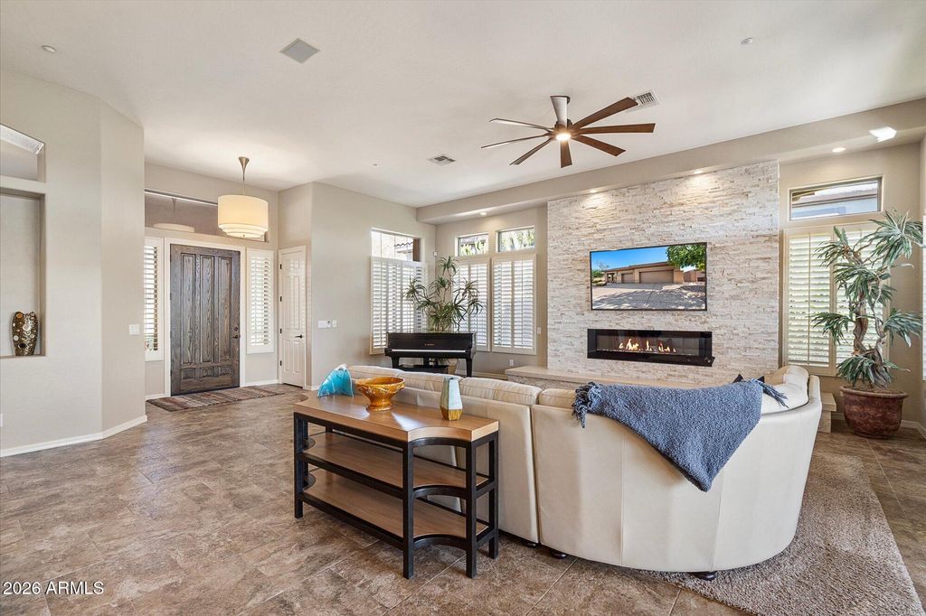 2331 W HAZELHURST Drive, Anthem, AZ 85086 — photo 4