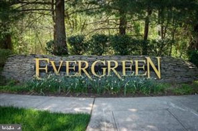 75 MEADOWLARK DR, Hamilton, NJ 08690