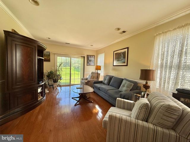 75 MEADOWLARK DR, Hamilton, NJ 08690