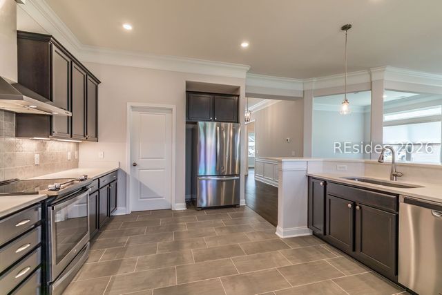 327 Fort Sullivan Dr, Ridgeland, SC 29936