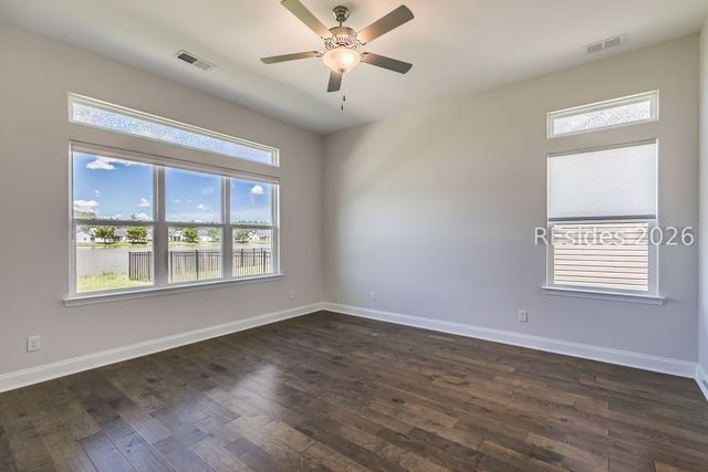 327 Fort Sullivan Dr, Ridgeland, SC 29936