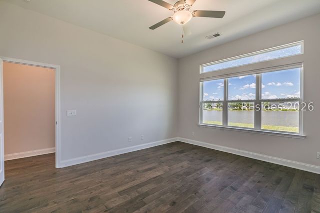 327 Fort Sullivan Dr, Ridgeland, SC 29936