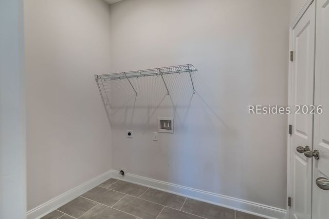 327 Fort Sullivan Dr, Ridgeland, SC 29936