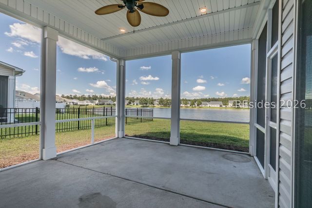 327 Fort Sullivan Dr, Ridgeland, SC 29936