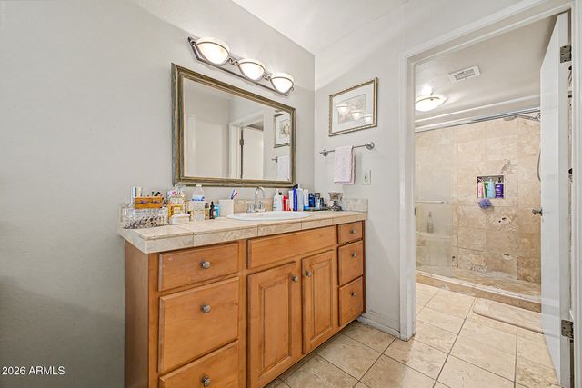 5816 W ROYAL PALM Road, Glendale, AZ 85302