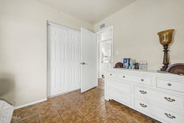 5816 W ROYAL PALM Road, Glendale, AZ 85302