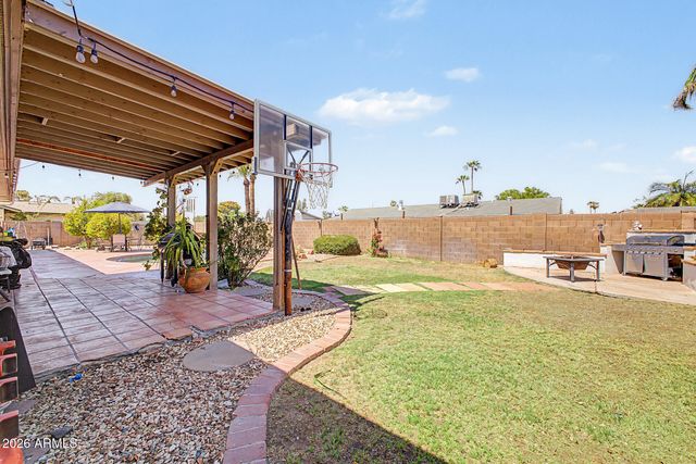 5816 W ROYAL PALM Road, Glendale, AZ 85302