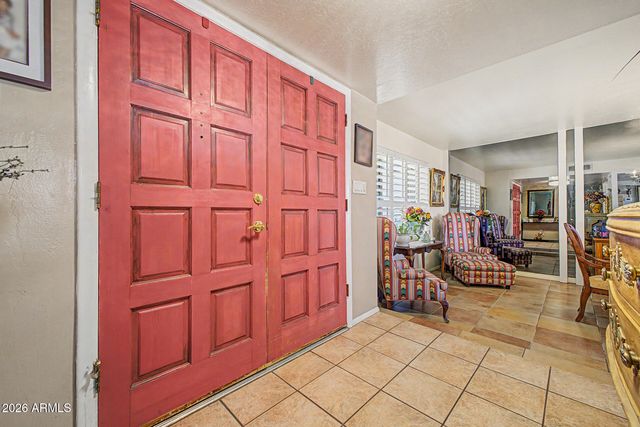 5816 W ROYAL PALM Road, Glendale, AZ 85302