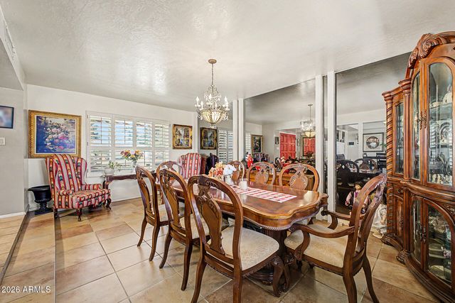 5816 W ROYAL PALM Road, Glendale, AZ 85302