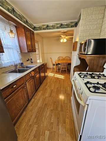 77 Cantwell Drive, Buffalo, NY 14220