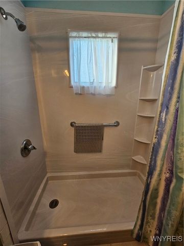 77 Cantwell Drive, Buffalo, NY 14220