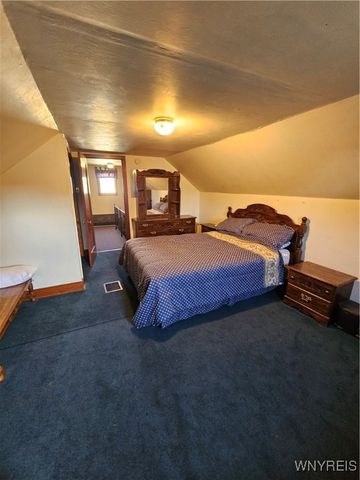 77 Cantwell Drive, Buffalo, NY 14220