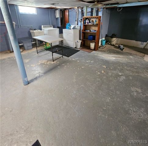 77 Cantwell Drive, Buffalo, NY 14220