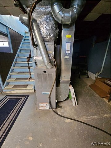 77 Cantwell Drive, Buffalo, NY 14220