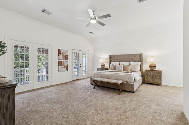 1635 Lakeside Enclave Drive, Houston, TX 77077