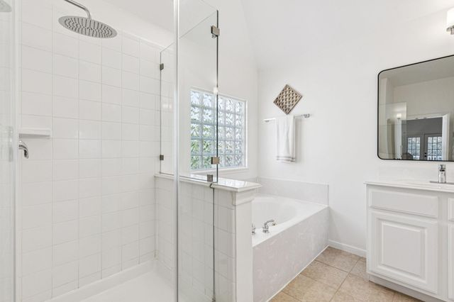 1635 Lakeside Enclave Drive, Houston, TX 77077