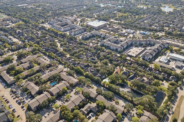 1635 Lakeside Enclave Drive, Houston, TX 77077