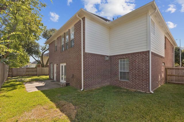 1635 Lakeside Enclave Drive, Houston, TX 77077