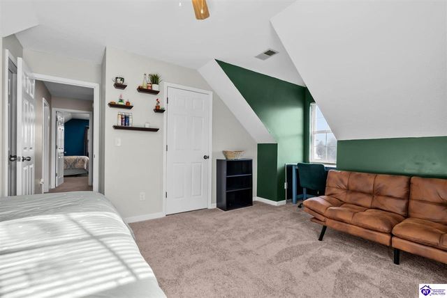 115 Rolling Oaks Drive, Vine Grove, KY 40175