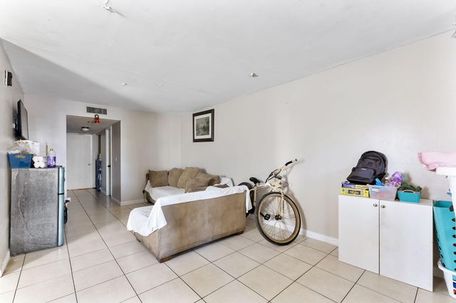 29 S D Street, Lake Worth Beach, FL 33460