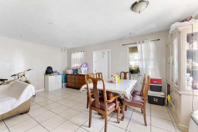 29 S D Street, Lake Worth Beach, FL 33460