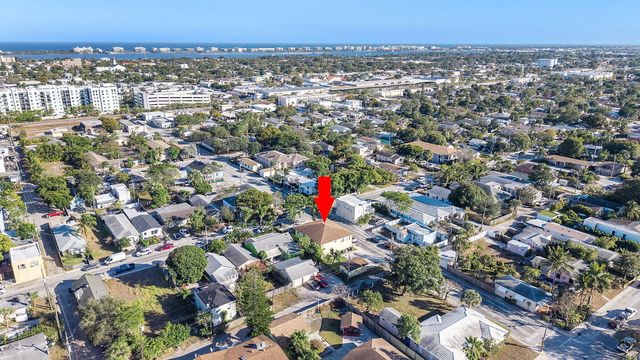 29 S D Street, Lake Worth Beach, FL 33460