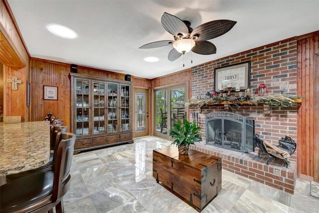 9782 55TH AVENUE N, St Petersburg, FL 33708