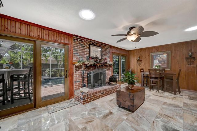 9782 55TH AVENUE N, St Petersburg, FL 33708