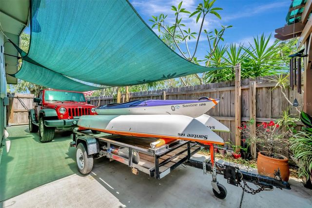 9782 55TH AVENUE N, St Petersburg, FL 33708