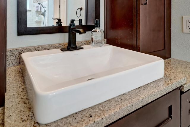 9782 55TH AVENUE N, St Petersburg, FL 33708