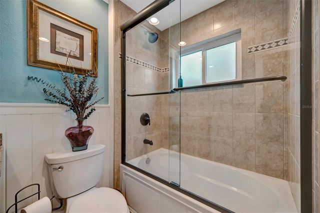 9782 55TH AVENUE N, St Petersburg, FL 33708