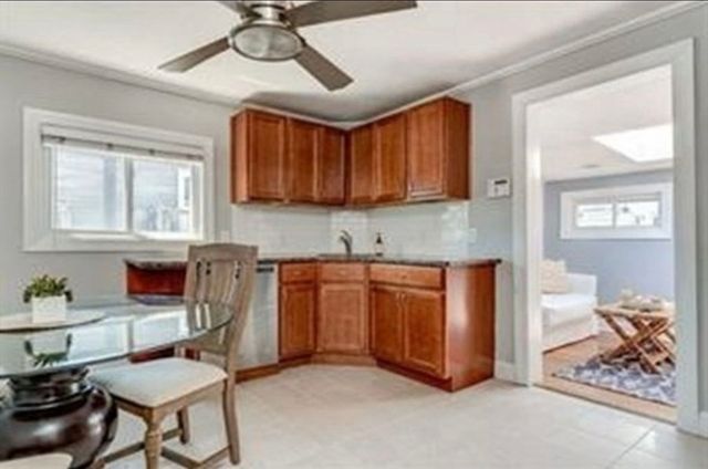 9 P Street 3, Boston, MA 02127