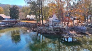 405 CREEKSIDE DR, Cherokee, AL 35616