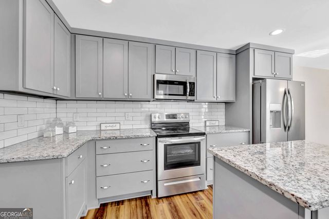 179 Bamboo Point, Hartwell, GA 30643