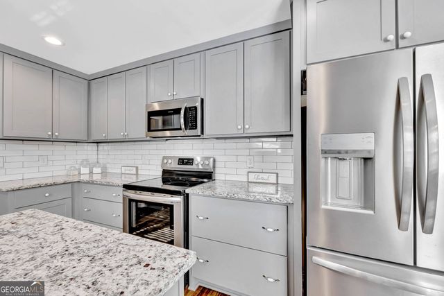 179 Bamboo Point, Hartwell, GA 30643