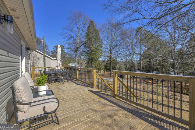 179 Bamboo Point, Hartwell, GA 30643