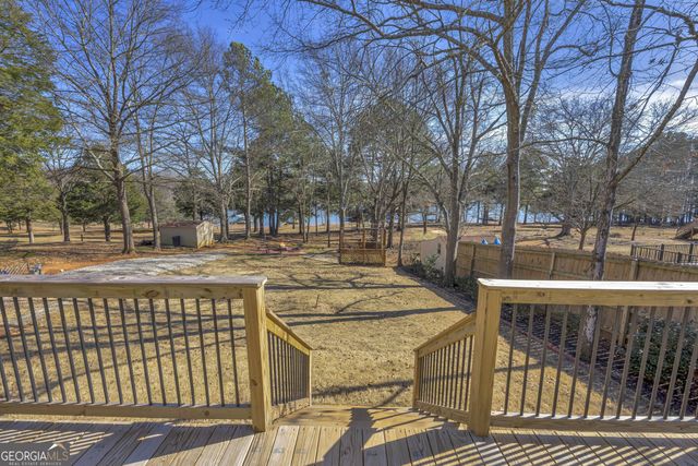 179 Bamboo Point, Hartwell, GA 30643