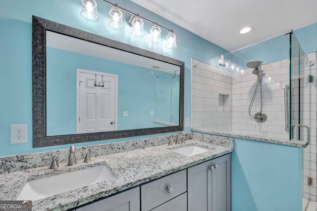 179 Bamboo Point, Hartwell, GA 30643