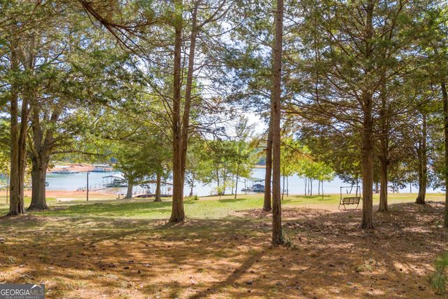 179 Bamboo Point, Hartwell, GA 30643