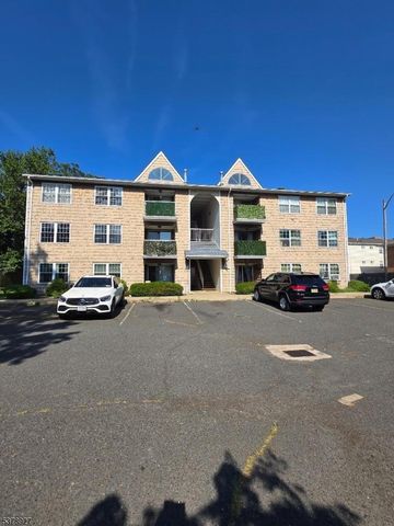 513 Cherry StCondo/Coop/Town 1C, Elizabeth City, NJ 07208
