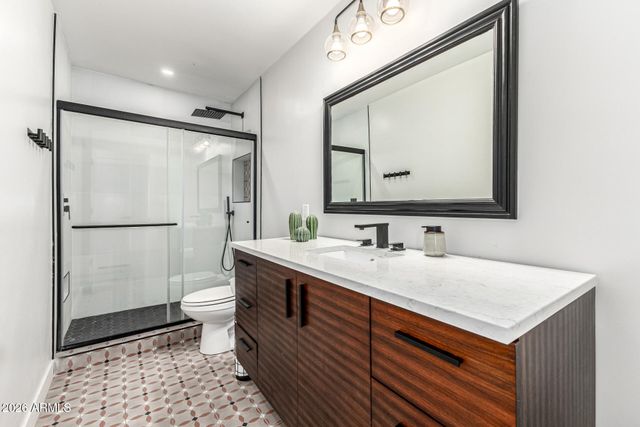 2539 E CAMPBELL Avenue, Phoenix, AZ 85016