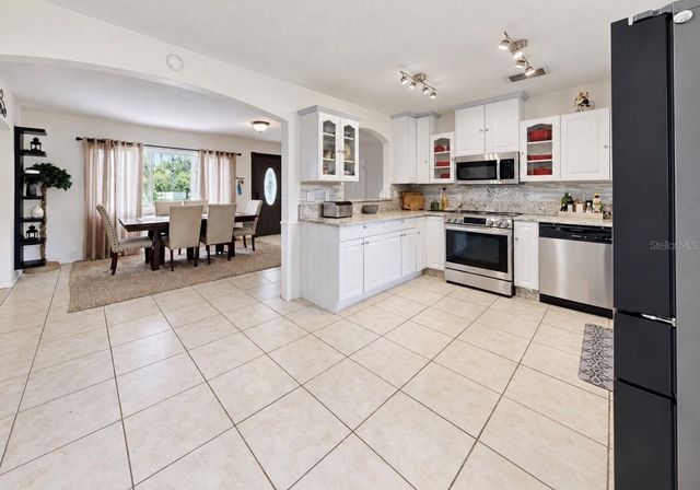 11004 RIVERVIEW DRIVE, Riverview, FL 33578