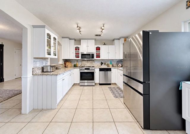 11004 RIVERVIEW DRIVE, Riverview, FL 33578