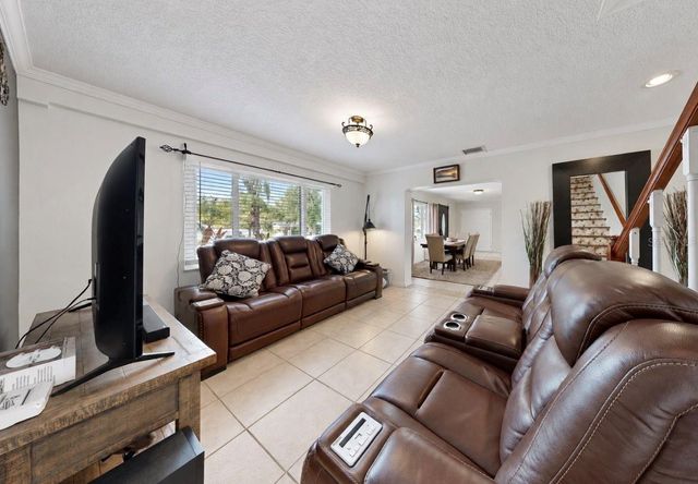 11004 RIVERVIEW DRIVE, Riverview, FL 33578