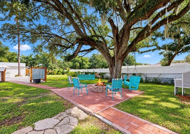 11004 RIVERVIEW DRIVE, Riverview, FL 33578