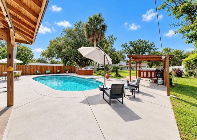 11004 RIVERVIEW DRIVE, Riverview, FL 33578