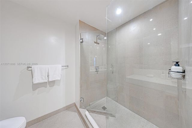 11 NE 6th Street 2804, Miami, FL 33132